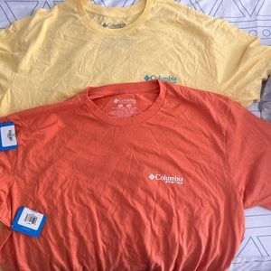 2 Columbia shirts xl tags still on them